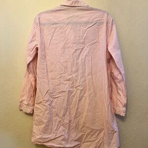 HAVEN WELL WITHIN NIGHT SHIRT. PINK PINSTRIPE SIZE SMALL. WRINKLED BUT EUC.